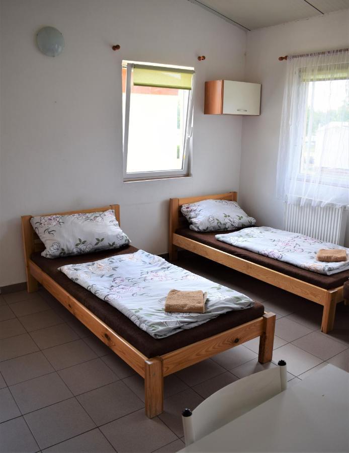Marina Tynec N. L. - Kemp Týnec nad Labem Esterno foto