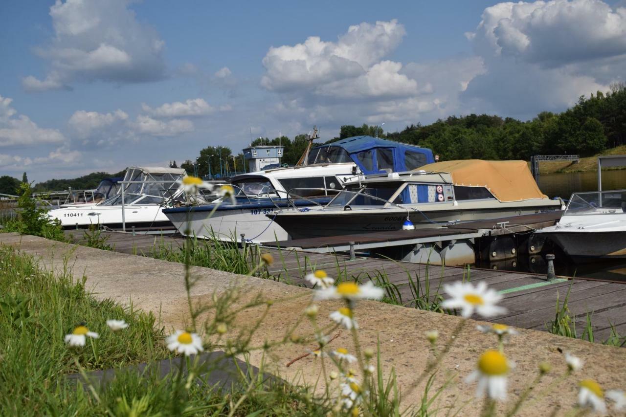 Marina Tynec N. L. - Kemp Týnec nad Labem Esterno foto