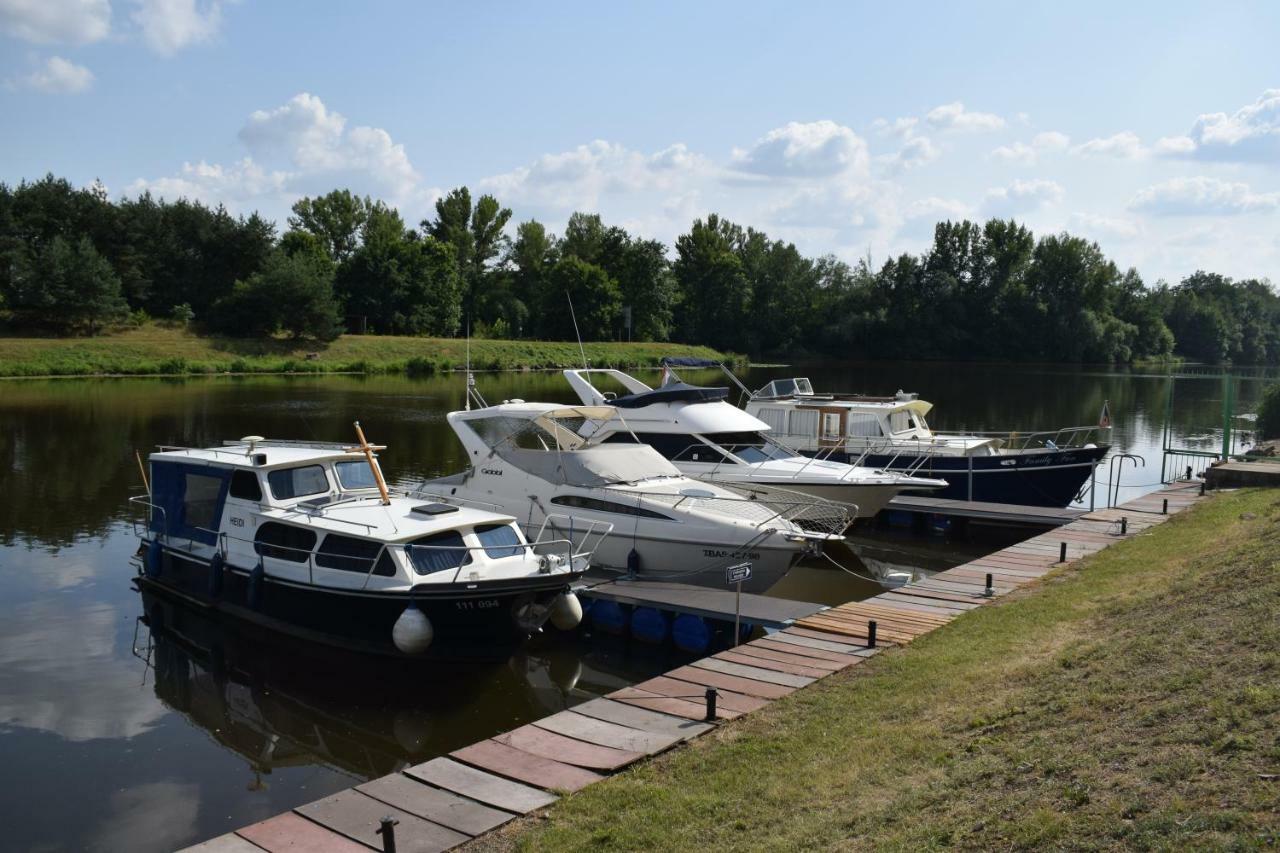 Marina Tynec N. L. - Kemp Týnec nad Labem Esterno foto